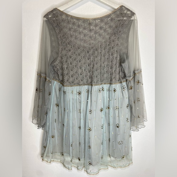 Free People Gray Sheer Top with Gold Details - Picture 4 of 7